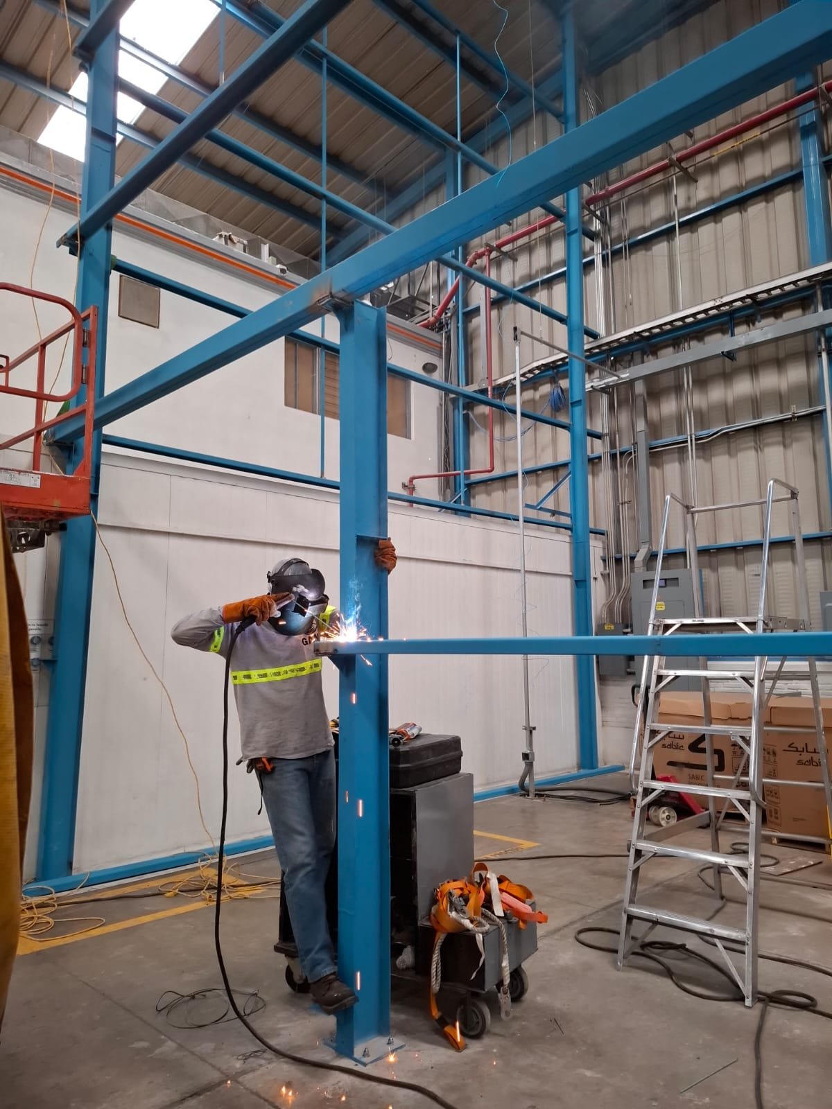 Instalación de Estructura Metálica en Tequila